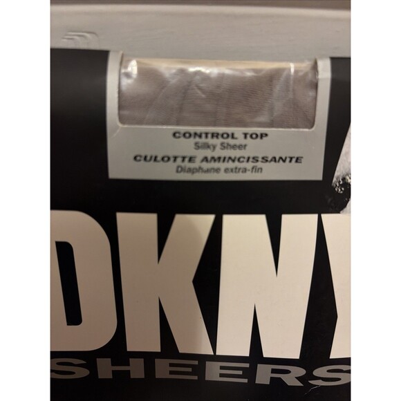 DKNY Sheers Pantyhose Control Top Sheer Color Taupe Size Medium NWT - Picture 3 of 4
